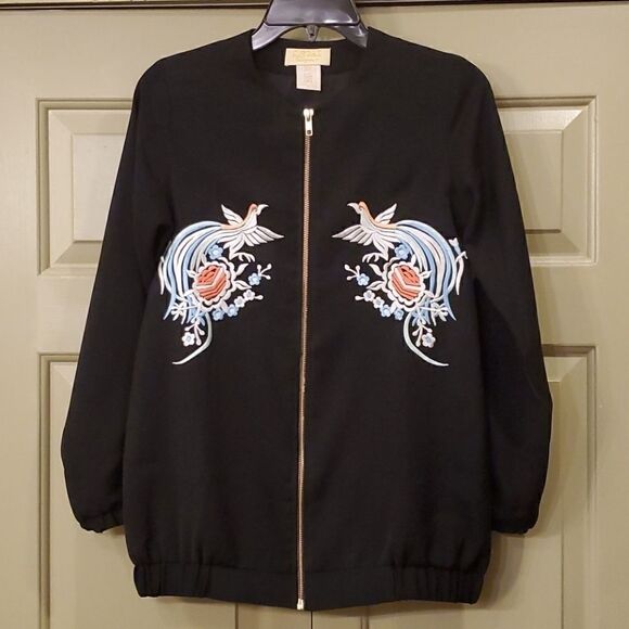Sissae Qipao black embroidered zip up jacket - Picture 6 of 8